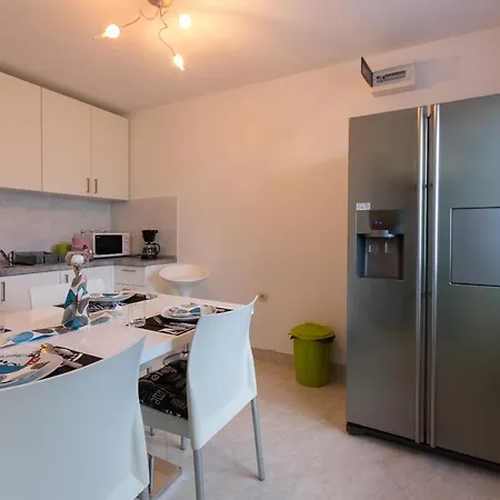Apartment Stipe Solin Exterior photo
